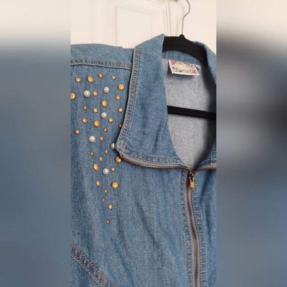 Vintage 80's Monique Fashions Woman Jean Jacket (size M) - Picture 5 of 13
